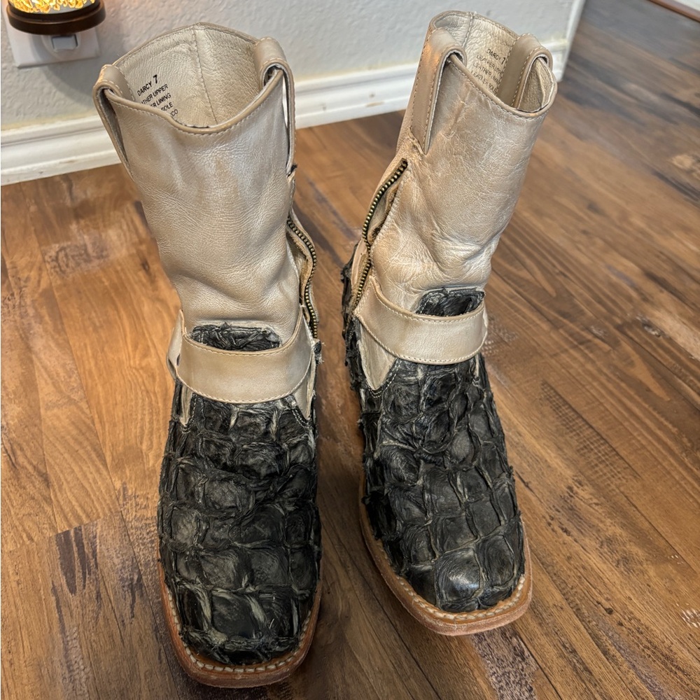 Freebird "Darcy" Boots